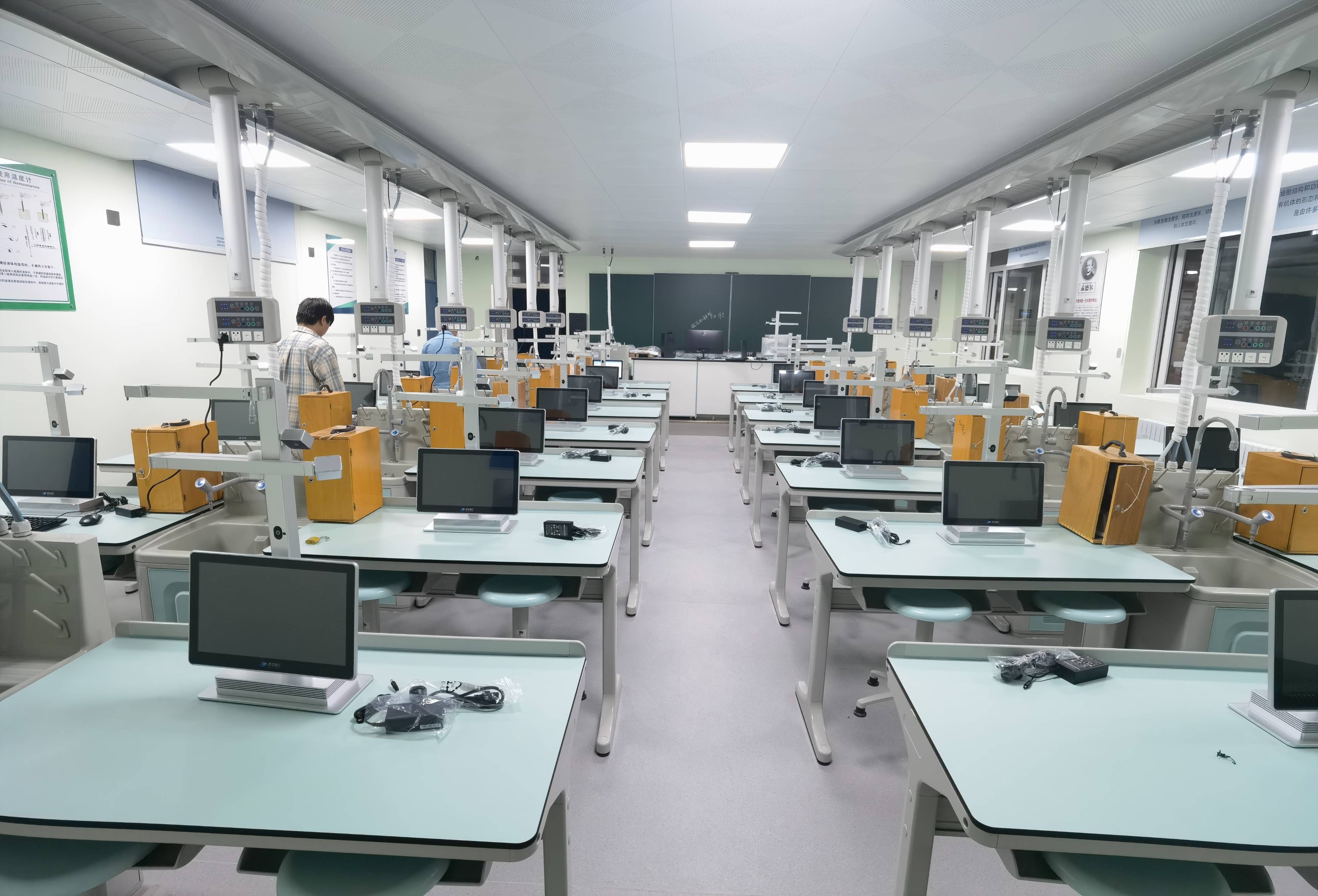 西交智汇引领“人工智能+实验教育”新时代 全面推进智能化教育应用体系构建